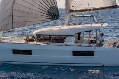 Lagoon 40 for sale