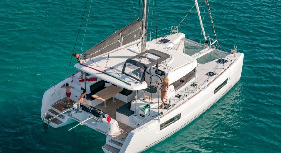 Lagoon 40 for sale - official dealer