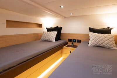 2 cabin motor boat - boat image 15