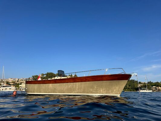 Used Apreamare Aperto 8 1994 for sale - boat image 1
