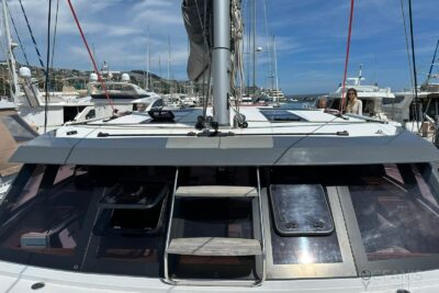 3 cabin sailing boat - boat image 5