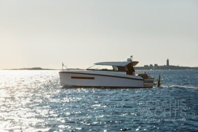 Delta Powerboats 33 Coupé in Italy - boat image 10