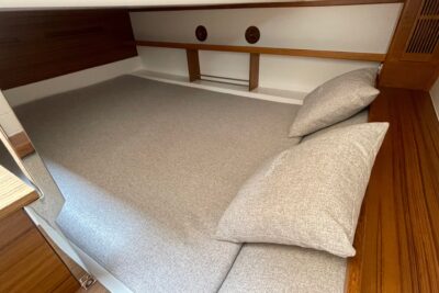 Delta Powerboats 33 Open in Hyeres, France - boat image 10