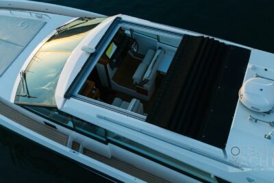3 cabin motor boat - boat image 5