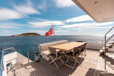 4 cabin motor boat - boat image 5