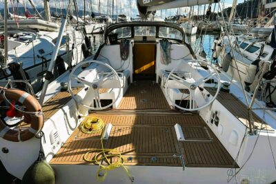 Used Elan Line E5 in Liguria, Italy - photo 3