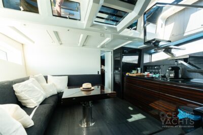 2 cabin motor boat - boat image 15