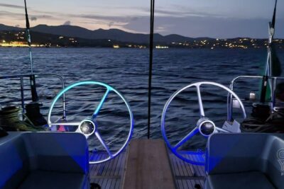 3 cabin sailing boat - boat image 5