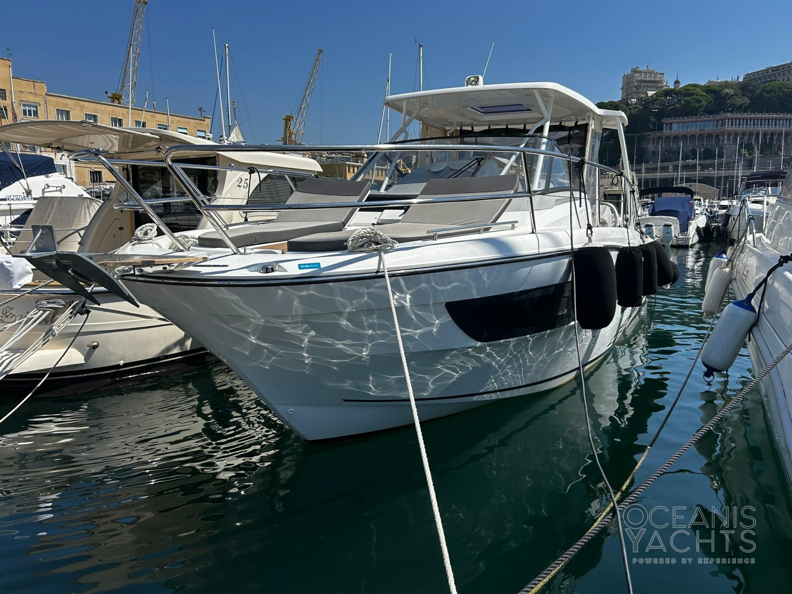 Jeanneau Cap Camarat 10.5 Wa Barca A Motore – 1 cabina (2018)