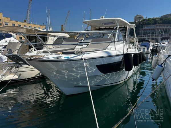 Jeanneau Cap Camarat 10.5 Wa Barca A Motore – 1 cabina (2018)