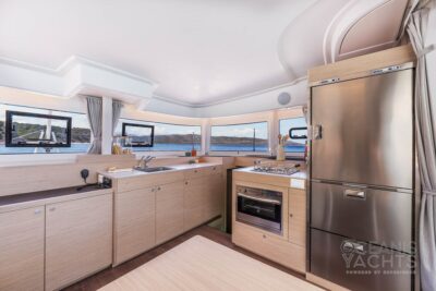 4 cabin sailing boat - boat image 5