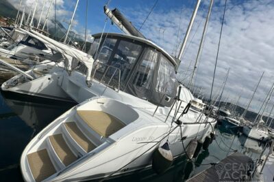 Sailing boat by Lagoon model 380 S2 - photo 18