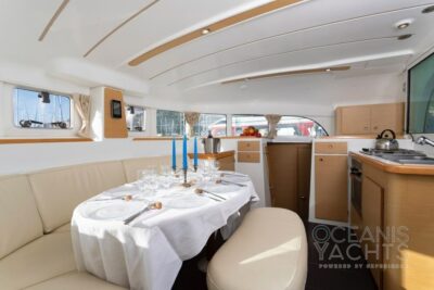 Used Lagoon 380 S2 Premium 2008 for sale - image 2