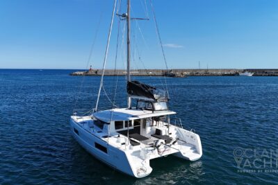 Used Lagoon 40 2024 for sale - image 2