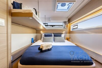 Sailing boat by Lagoon model 43 - photo 8