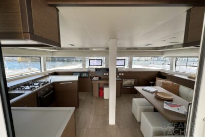 5 cabin sailing boat - boat image 15
