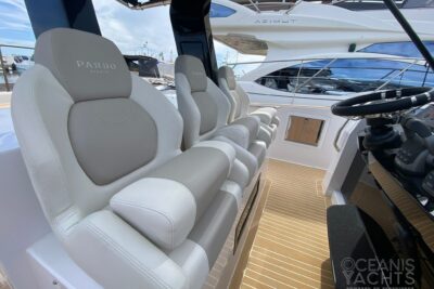 2 cabin motor boat - boat image 5