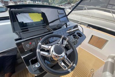 Motor boat by Pardo Yachts model 38 - photo 8