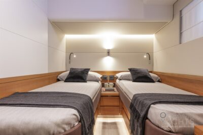 Motor boat by Pardo Yachts model Endurance 60 - photo 18