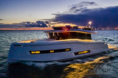 3 cabin motor boat - boat image 5