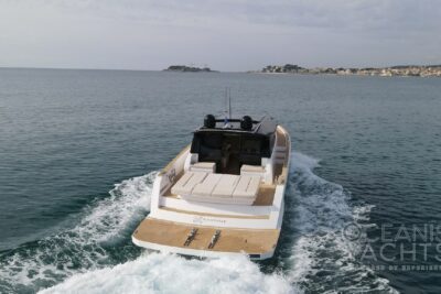 2 cabin motor boat - boat image 5