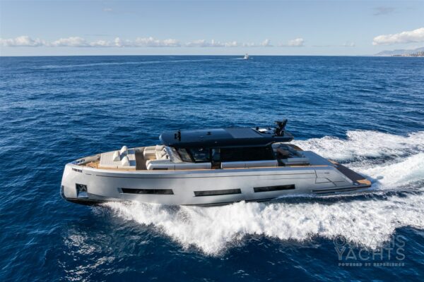 Pardo Yachts Gt 75 Barca A Motore – 4 cabine (2024)