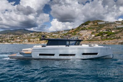 Motor boat by Pardo Yachts model Gt 75 - photo 8