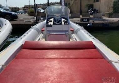 8.7m Pirelli 880 Sport yacht - photo 4