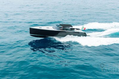 Vandutch 55 2017 yacht in Liguria, Italy - image 17