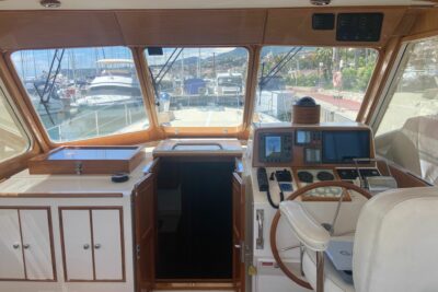 Used Grand Banks Eastbay 43 2002 for sale - boat image 11