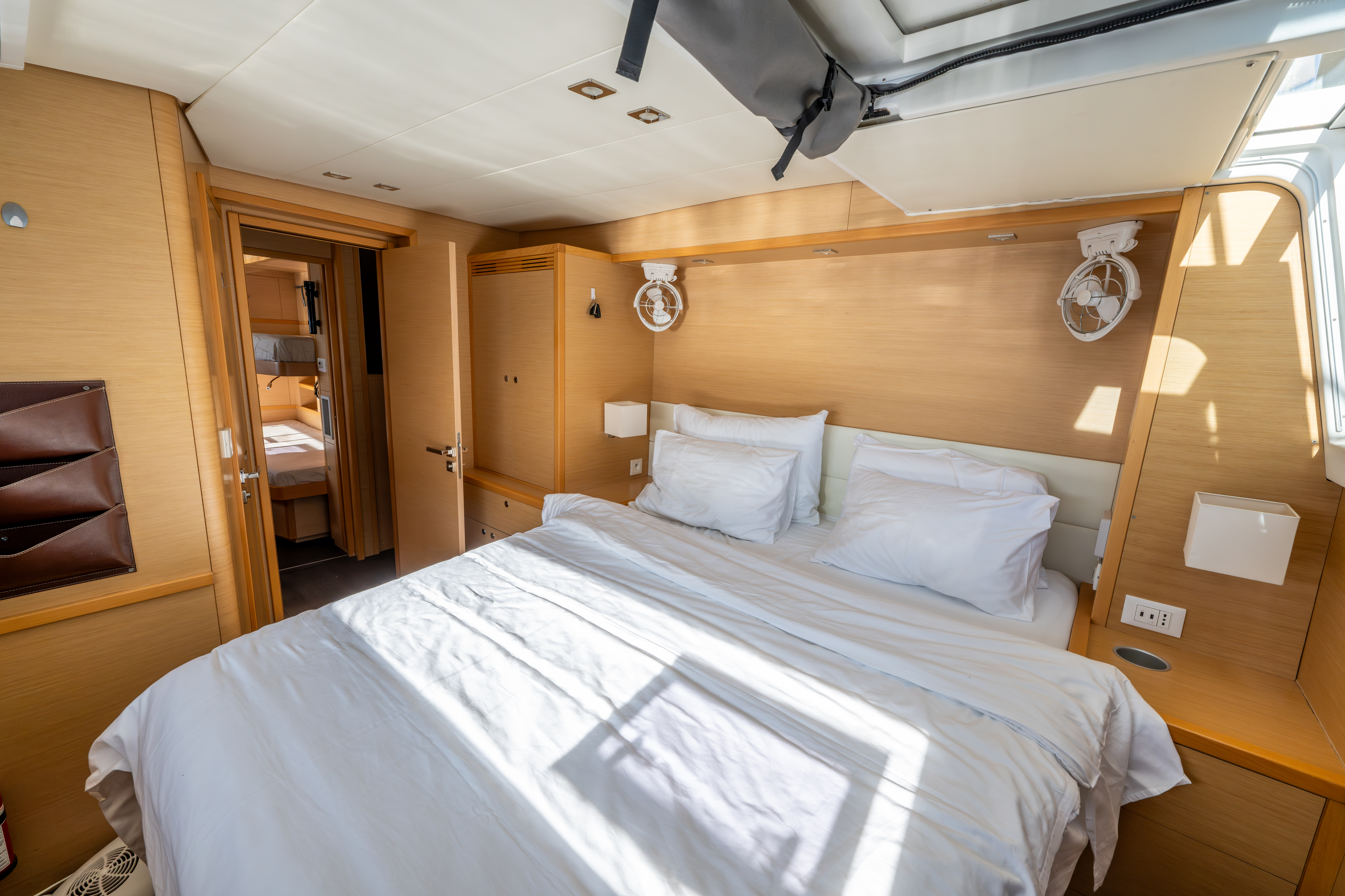 Used Lagoon Lagoon 620 2015 for sale - image 12