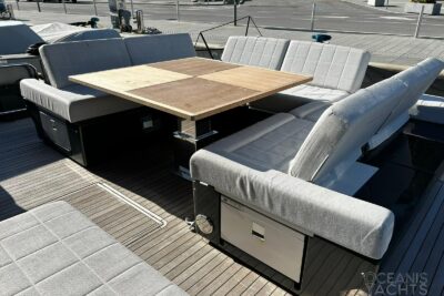 Motor boat by Pardo Yachts model Pardo Gt52 - photo 8