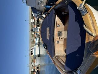 0 cabin motor boat - boat image 5