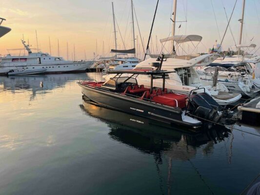 Used Axopar Brabus 900 St 2024 for sale - boat image 1