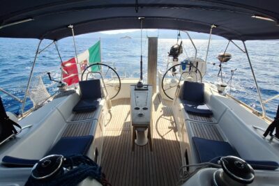 16.26m Beneteau Oceanis 54 yacht - photo 4