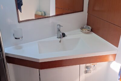 Beneteau Oceanis 54 in Imperia (Italy) - boat image 10