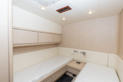 23.34m Bertram Bertram 76 yacht - photo 14