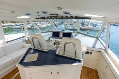 4 cabin 0 guest motor boat in Sanremo (Italy) - boat image 6