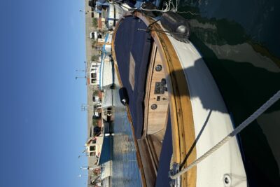 0 cabin motor boat - boat image 5