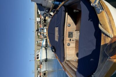 0 cabin 0 guest motor boat in Lavagna (Italy) - boat image 6