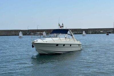 Used Fairline Targa 33 1990 for sale - image 2