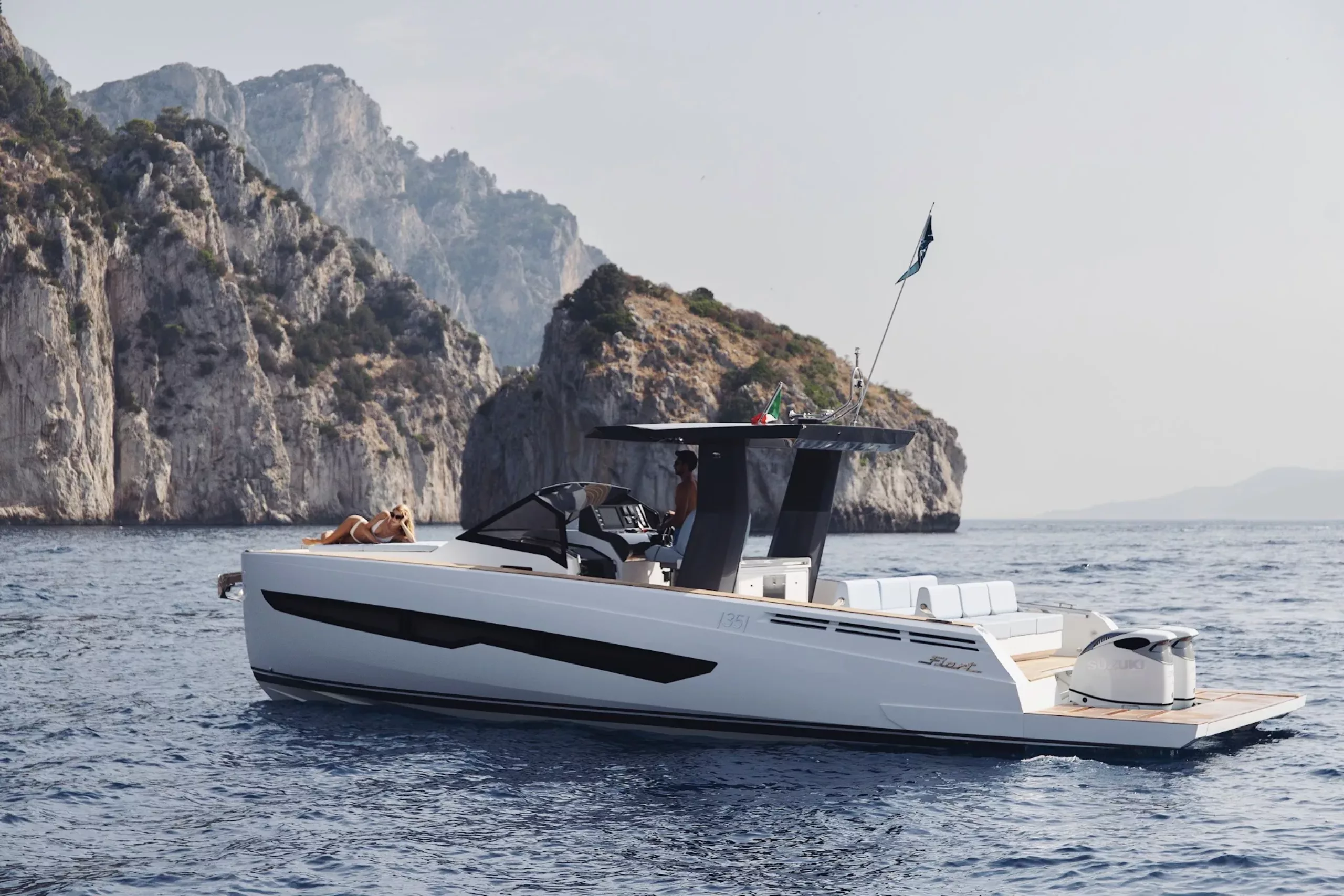 Fiart Mare 35 Seawalker – Barca A Motore – 2 cabine (2022)