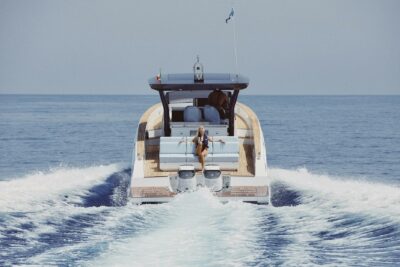 2 cabin motor boat - boat image 5