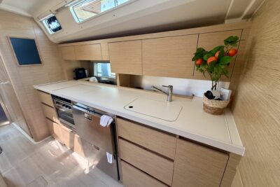 3 cabin 0 guest sailing boat in Sanremo (Italy) - boat image 6