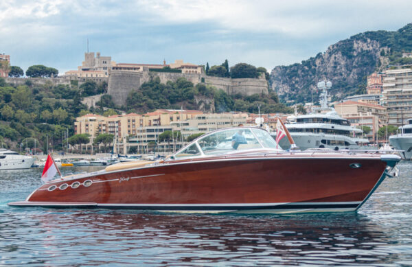 J Craft Torpedo 42 – Barca A Motore – 2 cabine (2010)