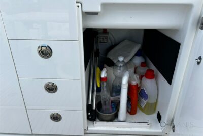 2 berth boat for sale in Liguria (Italy) - photo 9