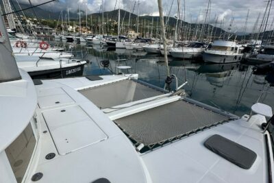 3 cabin catamaran - boat image 5
