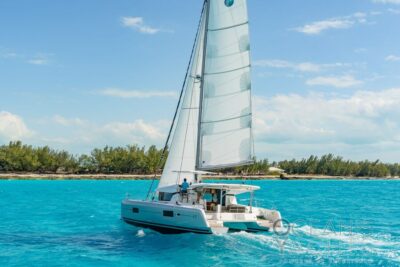 Used Lagoon 42 2024 for sale - image 2
