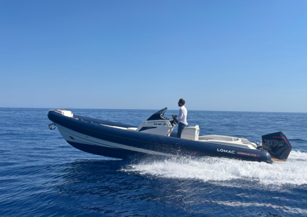 Lomac Adrenalina 8.5 – Gommone (2025)