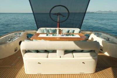 Used Mochi Craft Dolphin 74 in Port Vauban Antibes (Italy) - photo 3